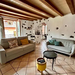 https://le-republique-annecy-coeur-de-vieille-ville.hotels-rhonealpes.com